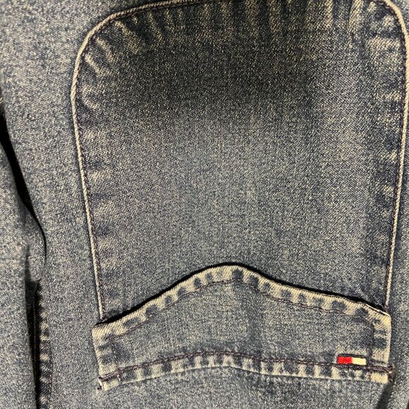 Tommy Hilfigar Jean Shirt - Picture 3 of 3